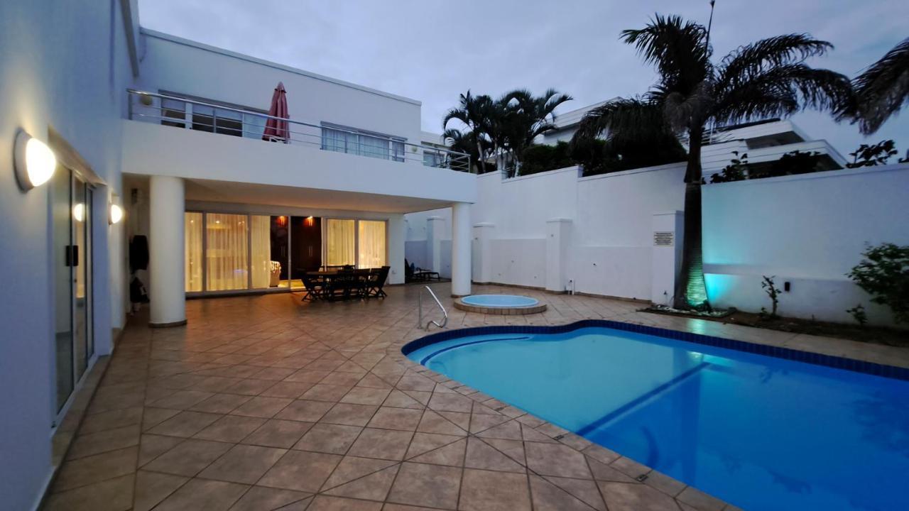 Seashelles Self-Catering Apartment Durban Exterior photo